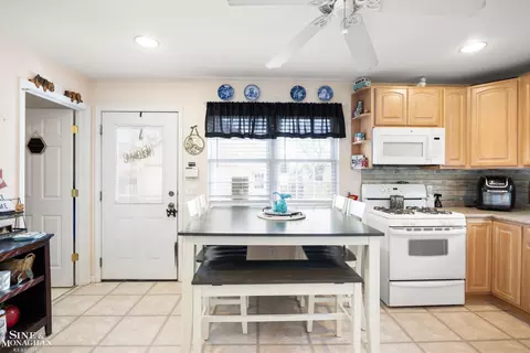 2116 Grand Blvd, Monroe, MI 48162 photo 9