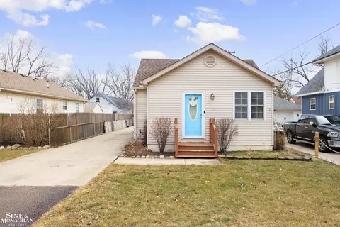 2116 Grand Blvd, Monroe, MI 48162