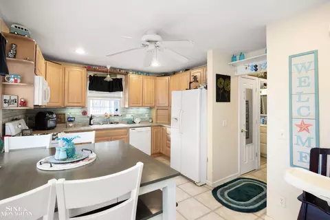 2116 Grand Blvd, Monroe, MI 48162 photo 10