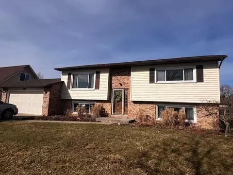 70237 Chaucer, Richmond, MI 48062