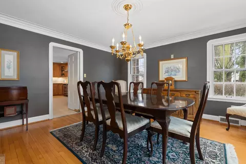 Dining - 1009 Yorkshire, Grosse Pointe Park, MI 48230 photo 1 of 2