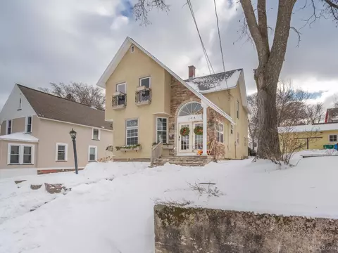 108 E Park, Marquette, MI 49855