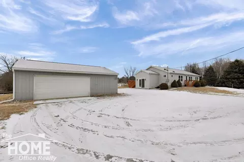 6612 Simpson, Ovid, MI 48866