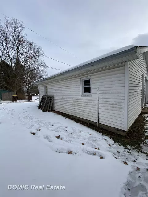 123 Main, Bancroft, MI 48414 photo 4