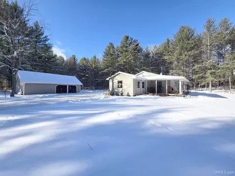 8136 Linsmeyer, Pembine, WI 54156