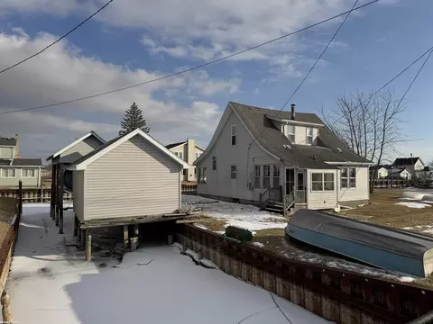 7488 Venice, Harsens Island, MI 48028