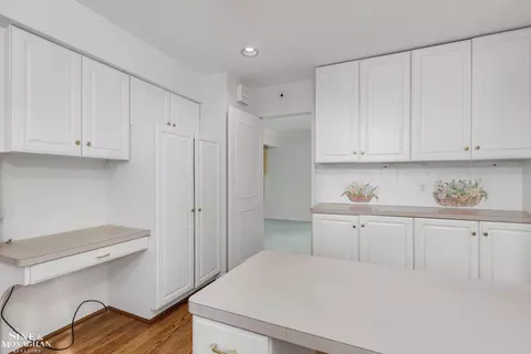 Kitchen - 262 Stephens, Grosse Pointe Farms, MI 48236 photo 5 of 5