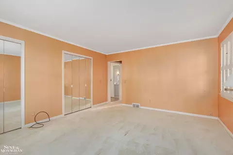 Bedroom - 262 Stephens, Grosse Pointe Farms, MI 48236 photo 2 of 5