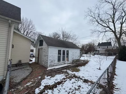 Exterior - 1720 Washington, Algonac, MI 48001 photo 4 of 10