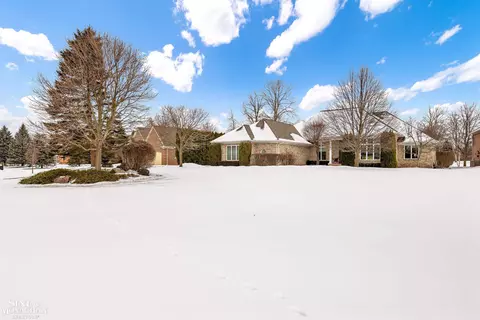 308 Fairway #48, Saint Clair, MI 48079