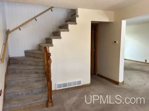 213 Oak, Munising, MI 49862 photo 18