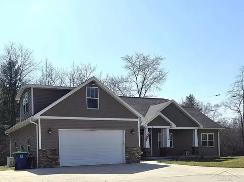 12185 Hotchkiss, Freeland, MI 48623
