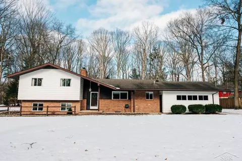 3716 Haskin, Midland, MI 48640