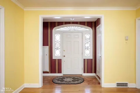 Entry Way - 911 Whittier, Grosse Pointe, MI 48230 photo 1 of 5