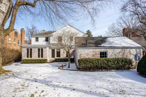 Exterior - 911 Whittier, Grosse Pointe, MI 48230 photo 2 of 11