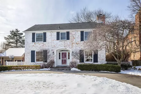 Exterior - 911 Whittier, Grosse Pointe, MI 48230 photo 11 of 11
