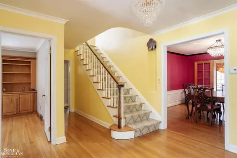 Entry Way - 911 Whittier, Grosse Pointe, MI 48230 photo 2 of 5