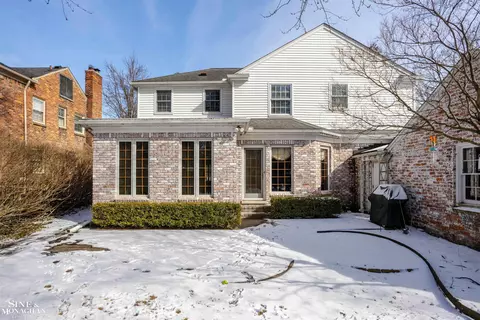 Exterior - 911 Whittier, Grosse Pointe, MI 48230 photo 8 of 11