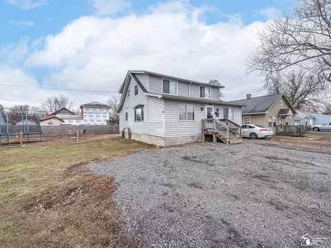 3330 Cloverdale, Monroe, MI 48162
