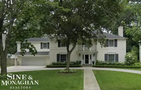 95 Lewiston, Grosse Pointe Farms, MI 48236