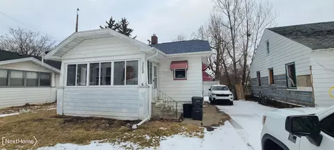 2202 Berkley, Flint, MI 48504