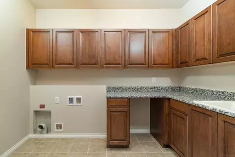 16722 Glenhurst #200, Macomb, MI 48044 photo 21