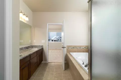 16722 Glenhurst #200, Macomb, MI 48044 photo 26