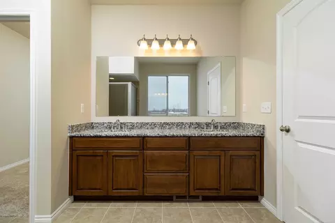 16722 Glenhurst #200, Macomb, MI 48044 photo 25