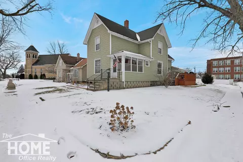411 N Saginaw, Durand, MI 48429