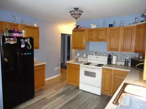 3165 Ferndale, Monroe, MI 48162 photo 5