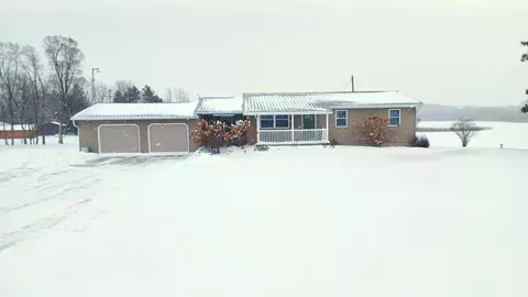 3940 Grand Riv, Bancroft, MI 48414