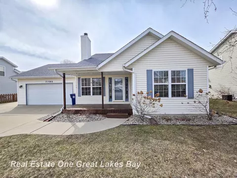 7793 Rockcress, Freeland, MI 48623