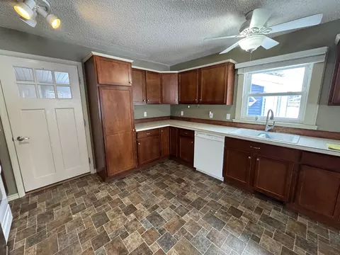 440 Quarter, Gladwin, MI 48624 photo 10