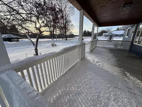 440 Quarter, Gladwin, MI 48624 photo 4