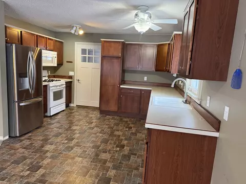 440 Quarter, Gladwin, MI 48624 photo 8