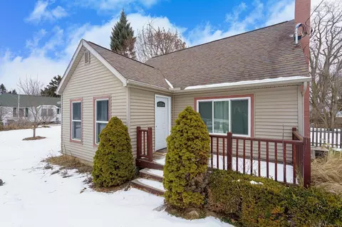 6046 Pollard, East Lansing, MI 48823