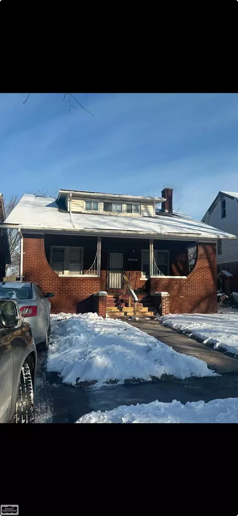 11727 Wilshire Dr, Detroit, MI 48213