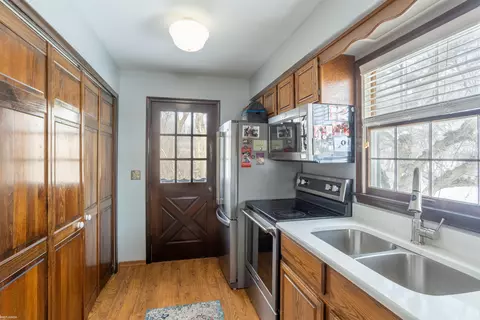 Kitchen - 1526 S Bartlett, Saint Clair, MI 48079 photo 2 of 2