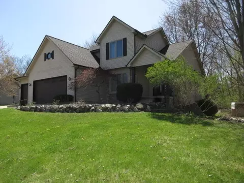 10480 Denton Crk, Fenton, MI 48430