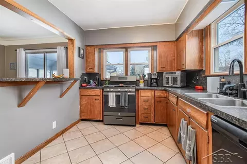 Kitchen - 618 Beech, Clio, MI 48420 photo 2 of 2