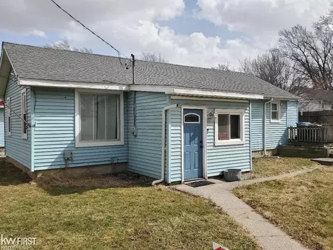 2162 E Mclean, Burton, MI 48529
