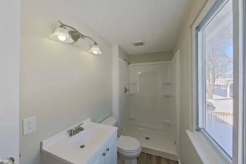 Bath - 7447 E Bristol, Davison, MI 48423 photo 2 of 3