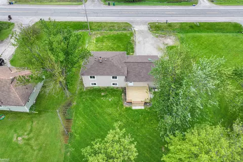 Exterior - 7447 E Bristol, Davison, MI 48423 photo 10 of 11