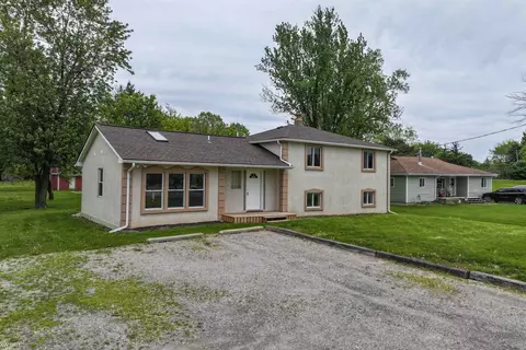 Exterior - 7447 E Bristol, Davison, MI 48423 photo 4 of 11