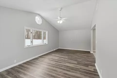 Living - 6629 Main, Vassar, MI 48768 photo 5 of 6