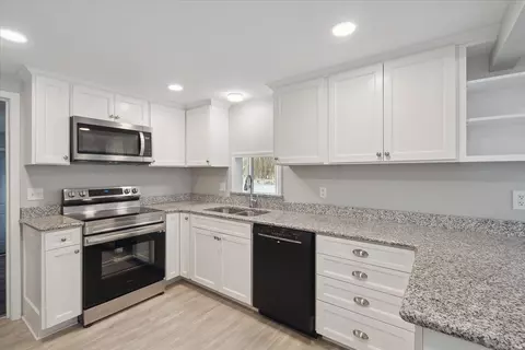 Kitchen - 6629 Main, Vassar, MI 48768 photo 1 of 4