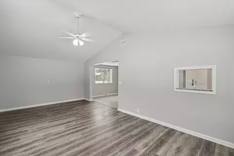 Living - 6629 Main, Vassar, MI 48768 photo 4 of 6