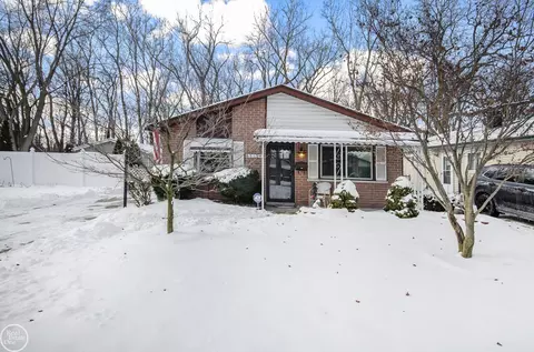 Exterior - 6512 Troy, Taylor, MI 48180 photo 5 of 5