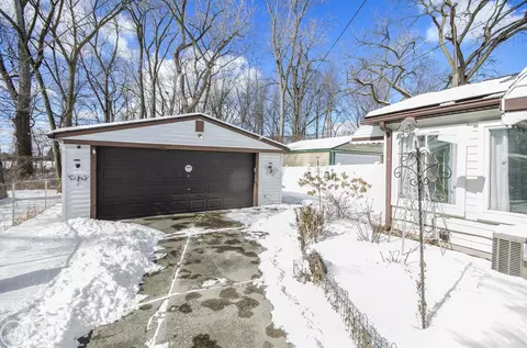 6512 Troy, Taylor, MI 48180
