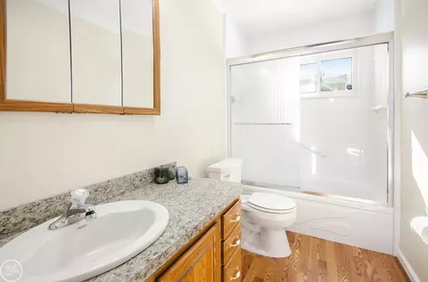 Bath - 6512 Troy, Taylor, MI 48180 photo 1 of 1